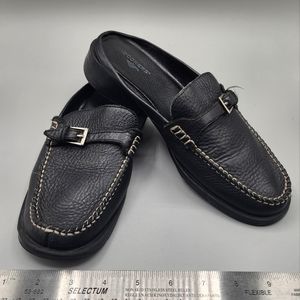 Dockers Black Buckle Stitch Mules. Slip on Loafer. Black. Size 9.